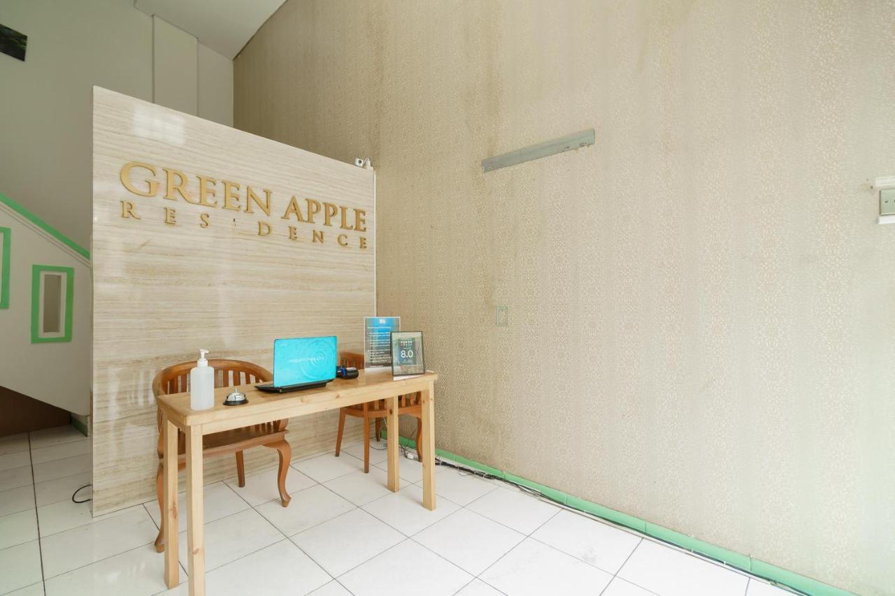 Green Apple Residence Near Sarinah Mitra Reddoorz Jakarta Exterior photo